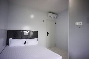 OYO 94903 Akasia Guesthouse