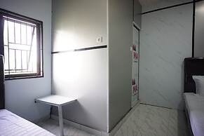 OYO 94903 Akasia Guesthouse