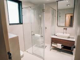 KMR Hotels & Resorts