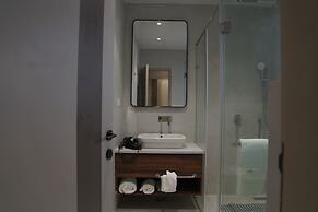 KMR Hotels & Resorts