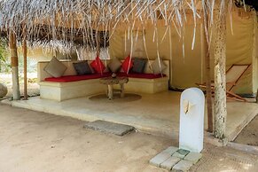 Dolphin Beach Resort