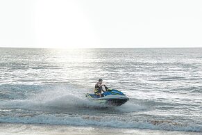 Dolphin Beach Resort