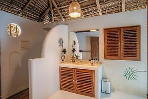 Dolphin Beach Resort