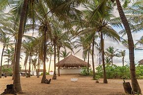 Dolphin Beach Resort