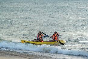 Dolphin Beach Resort