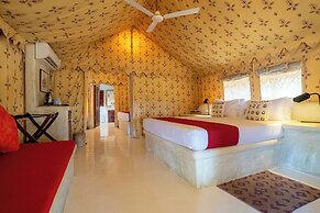 Dolphin Beach Resort