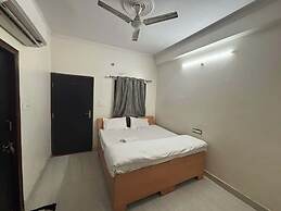 Hotel Awadh Pearl