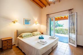 Villa Sea Pines in Nea Dimmata