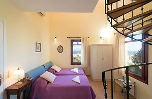 Odysseus Villa in Plaka