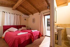 Ariadne Villa in Plaka