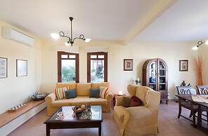 Ariadne Villa in Plaka