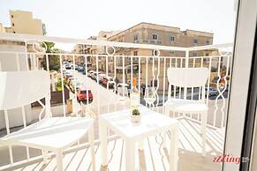 Ta  Guzeppi Boutique Stays by Zzzing