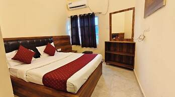 New Sandhya Guest House