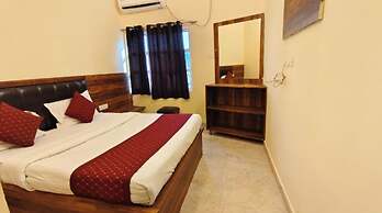 New Sandhya Guest House