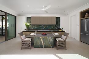 Sea Grove House 5 Bedroom Villa