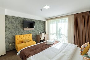 Hotel Somi Inn