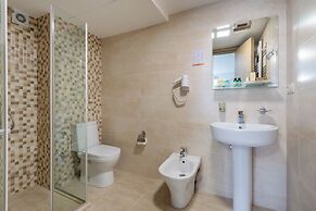 Hotel Somi Inn