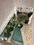 Beautiful Arab House With Swimming Pool