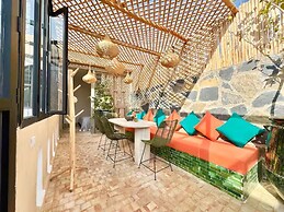 Beautiful Arab House With Swimming Pool