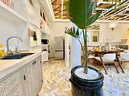 Beautiful Arab House With Swimming Pool