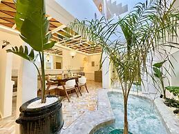 Beautiful Arab House With Swimming Pool