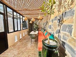 Beautiful Arab House With Swimming Pool