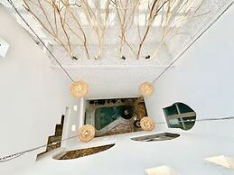 Beautiful Arab House With Swimming Pool