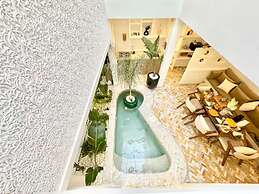 Beautiful Arab House With Swimming Pool