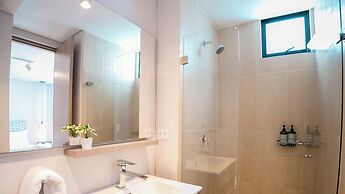 Tribeca 94 by Jalo