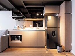 Tribeca 94 by Jalo