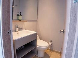Tribeca 94 by Jalo