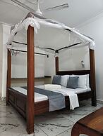 Manyatta Azure Boutique Hotel