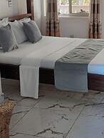 Manyatta Azure Boutique Hotel