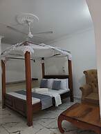 Manyatta Azure Boutique Hotel