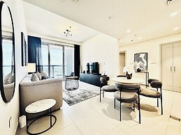 Venduras Spacious 1BR Walk to Dubai Mall