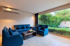 The Corner Resort