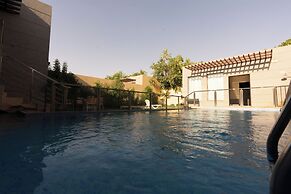 The Corner Resort