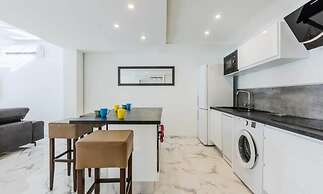 Apartment in Cannes With Stunning Sea View