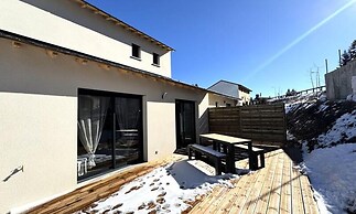 House Near Formigueres Ski Slopes