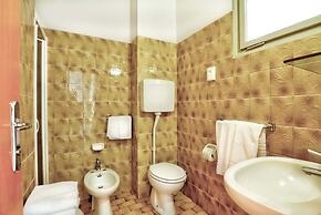 Hotel Happy
