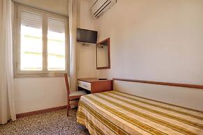 Hotel Happy