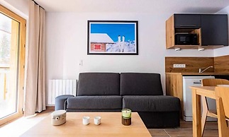Apartment in Vars Near Foret Blanche Slopes