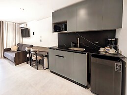 Laureles Selection Suites
