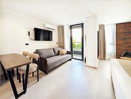 Laureles Selection Suites