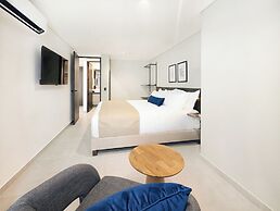 Laureles Selection Suites