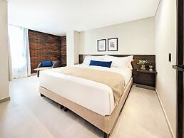 Laureles Selection Suites