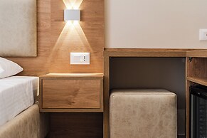 Adriatic Seaview Suites by PS