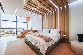 Marina Luxury Jacuzzi Suites by PS