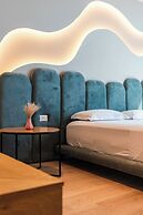 Marina Luxury Jacuzzi Suites by PS