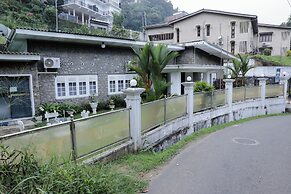 Cozy Nest Kandy Villa